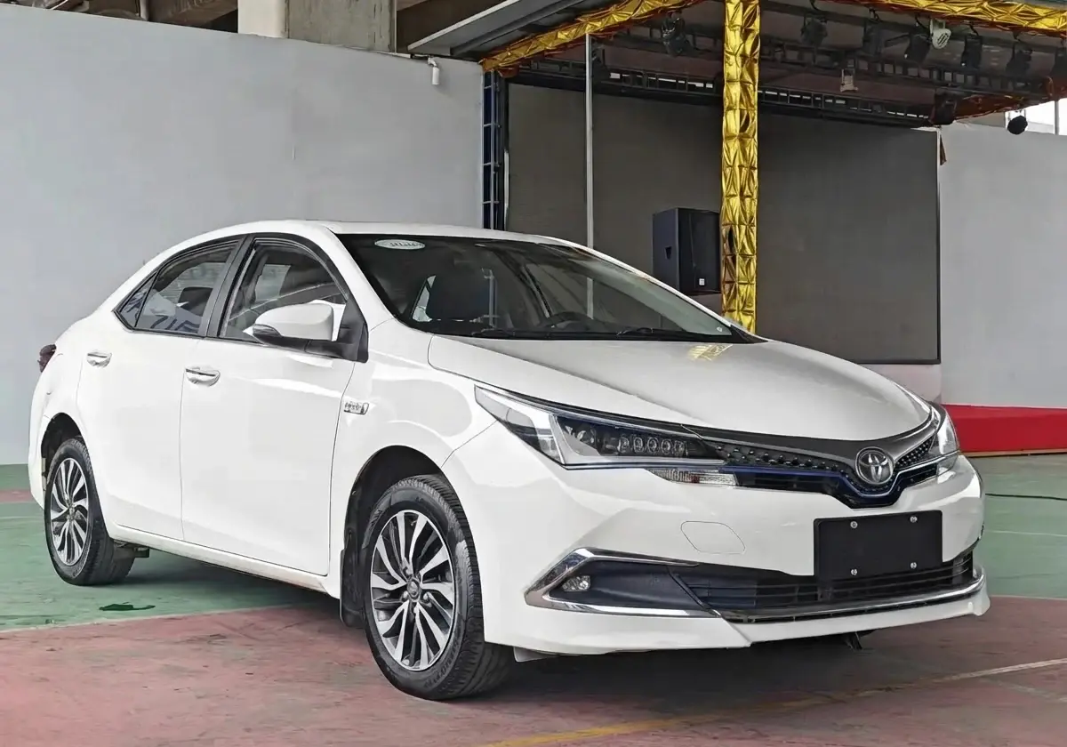 Toyota Corolla Hybrid E+ 1.8L Sedan, 2020