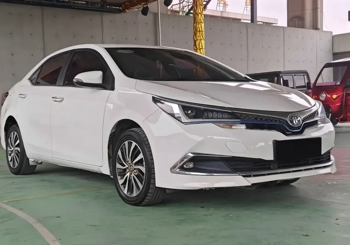 Toyota Corolla Hybrid E+ 1.8L Sedan, 2020